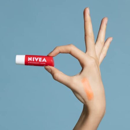 Nivea Dudak Bakım Kremi Çilek 4,8 gr - 7