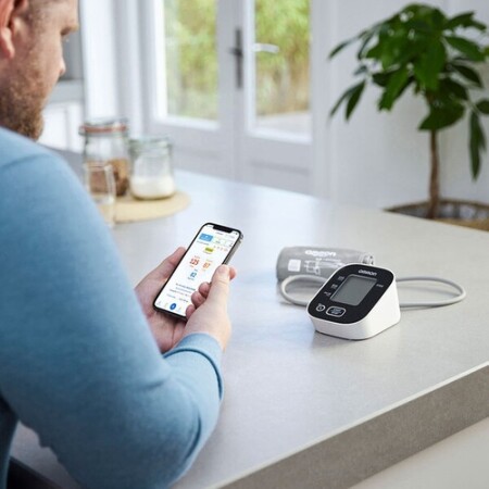 Omron M2 Intelli IT Koldan Ölçer Tansiyon Aleti HE - 3