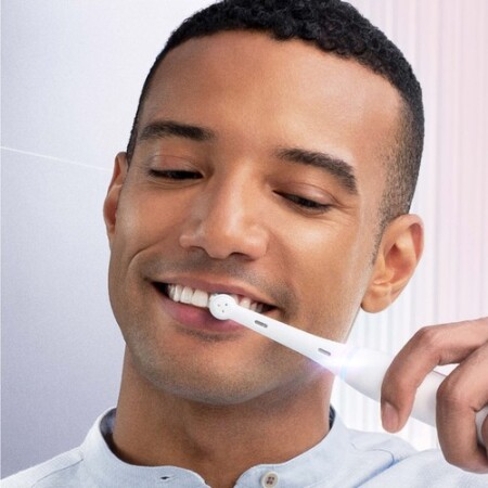 Oral-B iO Gentle Care White 4lü Elektrikli Diş Fırçası Yedeği - 9